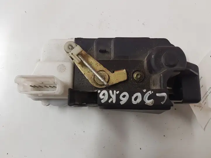 Citroen C5 (2004 - 2008)   Замок задней двери