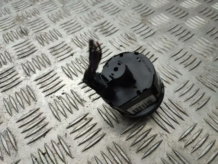 Volkswagen PASSAT B7 (2011 - 2014) 3C8941431 Включатель фонарей — фото 2