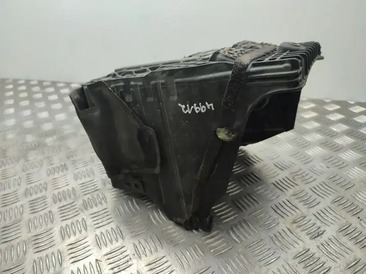 Land Rover Evoque I (2011 - 2015) 6GN910757AE Ящик аккумулятора — фото 4