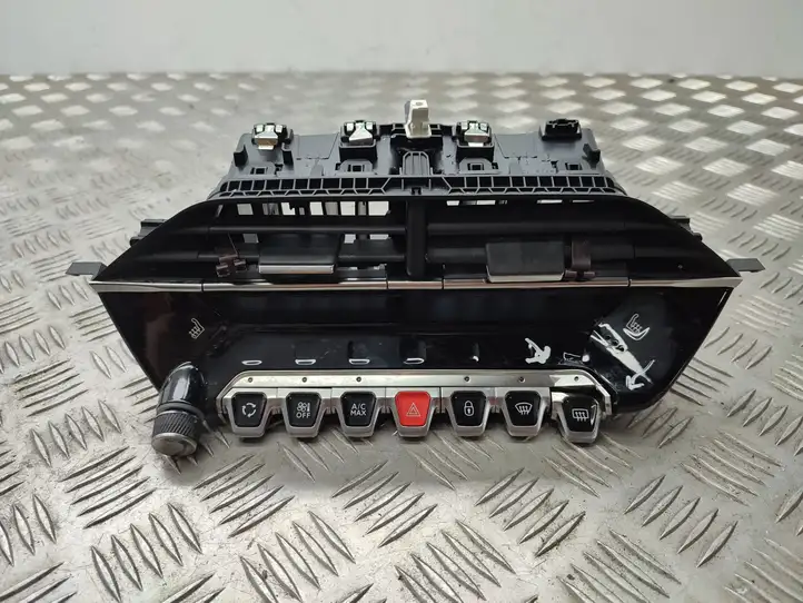 Peugeot 2008 II (2019 - )   Блок управления кондиционера воздуха / климата/ печки (в салоне)