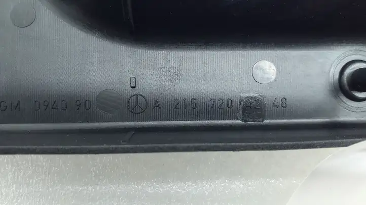 Mercedes-Benz CL C215 (2000 - 2006) A2157204248 Прочая отделка передней двери — фото 4