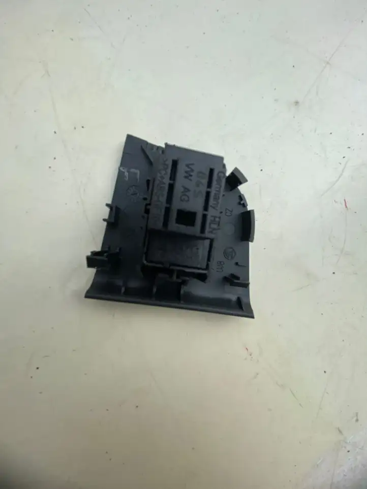 Skoda Octavia Mk3 (5E) (2013 - 2019) 5E0959855 Кнопка стеклоподъемников — фото 2