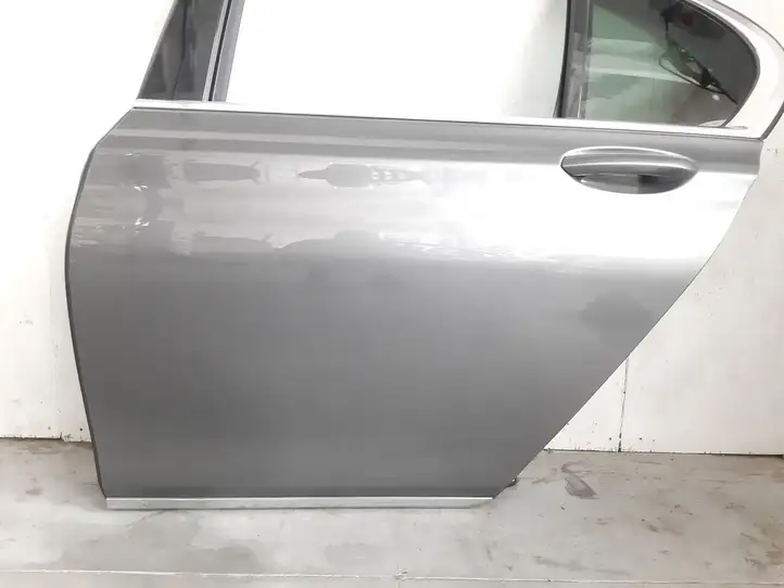 BMW 7 G11 G12 (2015 - 2022)   Задняя дверь