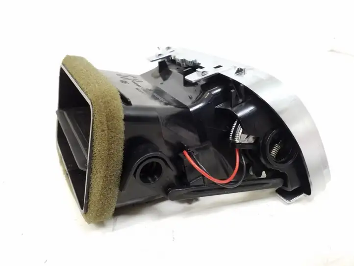 Mercedes-Benz CLS C218,X218 (2011 - 2017)  A2188300254 Боковая воздушный дефлектор