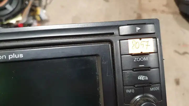 Audi A8 S8 D2 4D (1999 - 2002) 4D0035192J Магнитола / мультимедийная система — фото 4