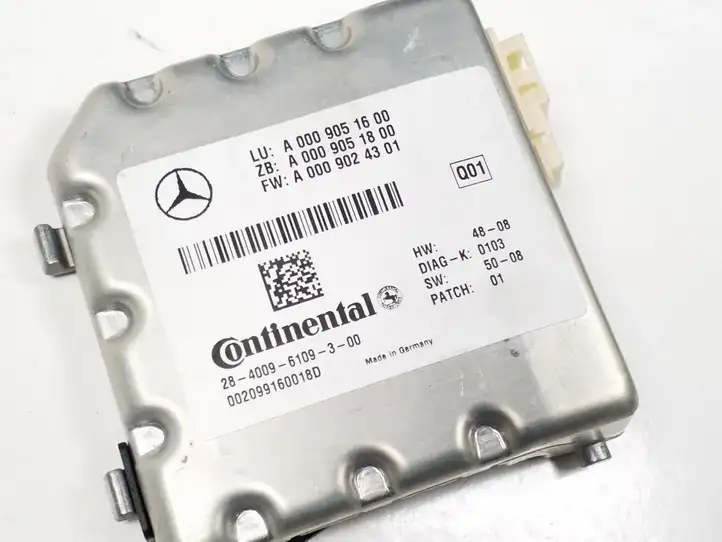 Mercedes-Benz E C207 W207 (2009 - 2017) A0009051600 Камера в лобовом стекле — фото 2