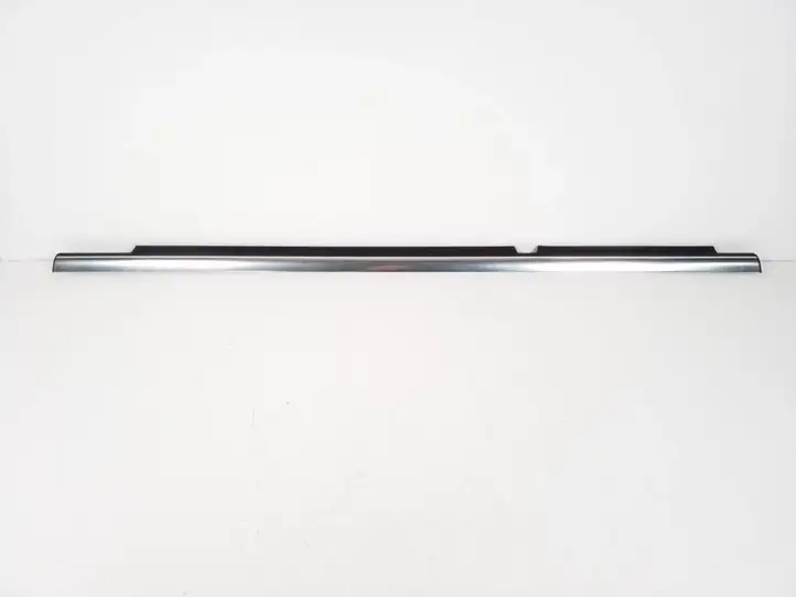 Mercedes-Benz GLK X204 (2008 - 2016)    Отделка дверей (молдинги) задней двери