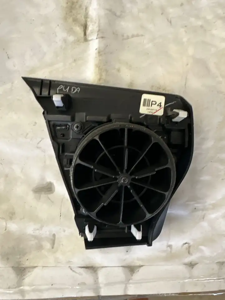 Toyota Auris E180 (2012 - 2018) 5540402200 Боковой воздушный дефлектор — фото 2