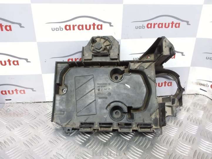 9632648580 Citroen C5 Akumuliatoriaus tvirtinimo padas