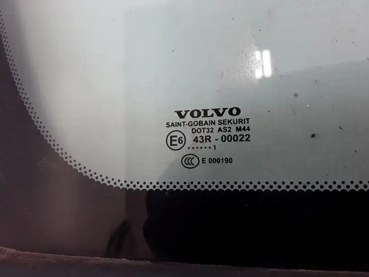 Volvo V50 (2008 - 2012) 8650442 Заднее боковое стекло — фото 3