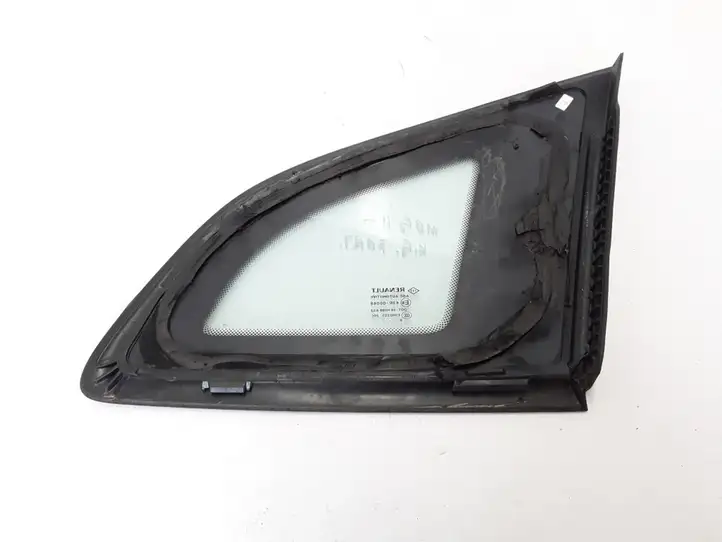Renault Megane III (2009 - 2016) 833070008R Заднее боковое стекло — фото 3