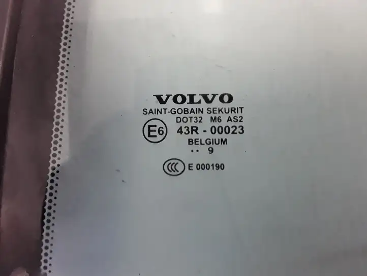 Volvo C70 (2009 - 2013) 31256477 Заднее боковое стекло — фото 3