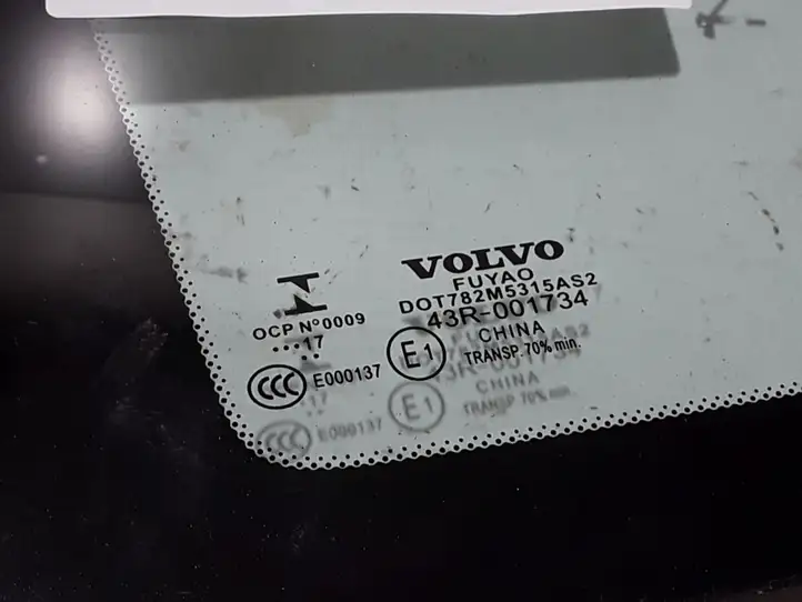 Volvo S90, V90 (2016 - 2020) 31689018 Заднее боковое стекло — фото 3