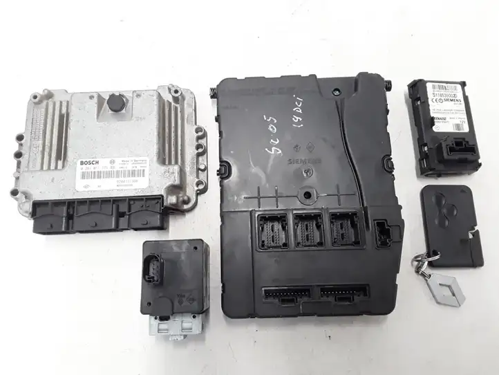 Renault Scenic II - Grand scenic II (2003 - 2006) Комплект системы зажигания — фото 1