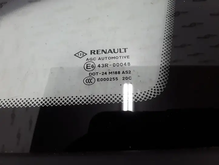 Renault Megane III (2009 - 2016) Заднее боковое стекло — фото 2