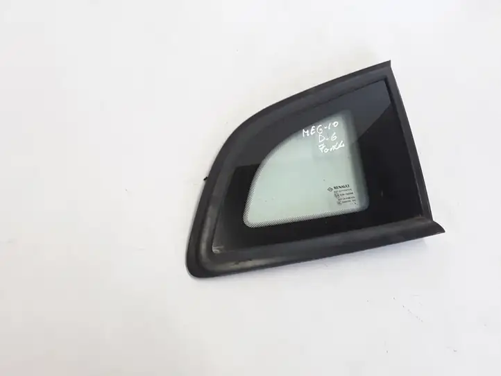 Renault Megane III (2009 - 2016)  833060008R Заднее боковое стекло кузова