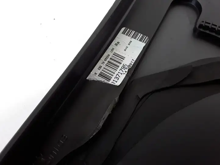 Volvo V60 (2013 - 2018) 31371795 Заднее боковое стекло — фото 3