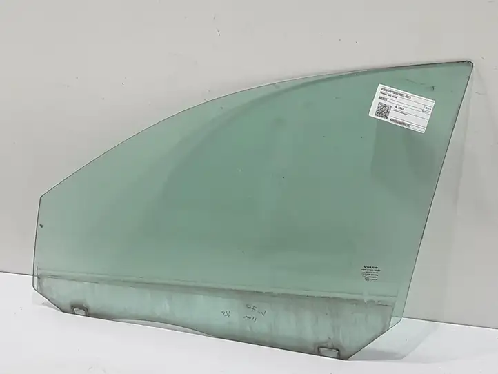 Volvo V70 (2007 - 2013)  8693973 Основное стекло передних дверей (четырехдверного автомобиля)