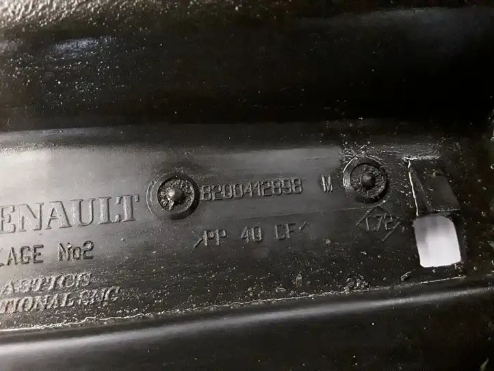 Renault Espace -  Grand espace IV (2004 - 2014)  8200412898 Держатель аккумулятора