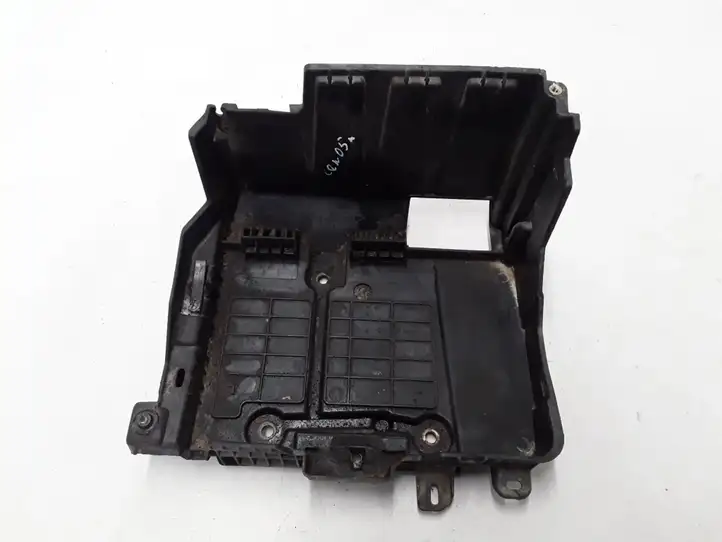 Renault Scenic II -  Grand scenic II (2003 - 2006)  8200467409 Держатель аккумулятора