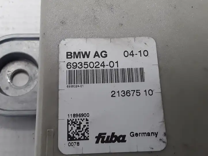 BMW 5 GT F07 (2010 - 2017) 6935024 Усилитель антенны — фото 2