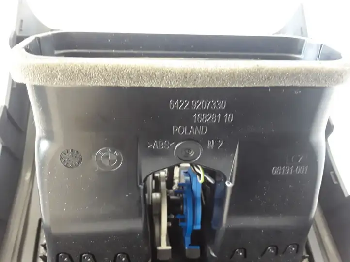 BMW 3 F30 F35 F31 (2012 - 2018)  9207330 Другая деталь салона