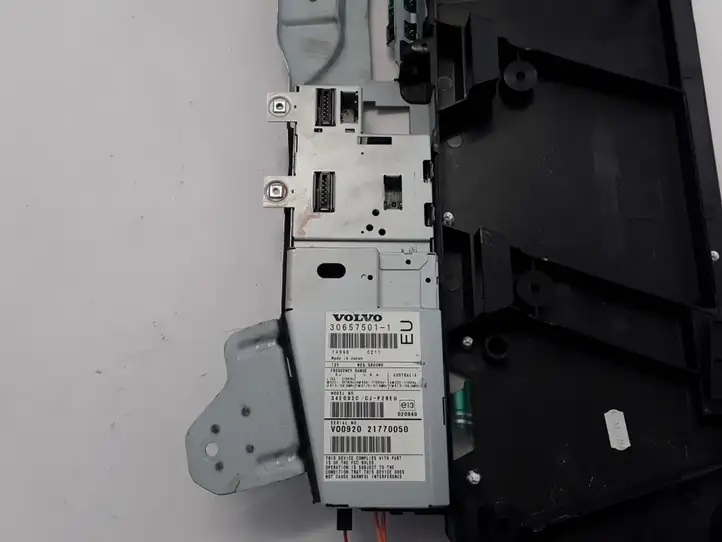 Volvo XC90 (2002 - 2006)  8651013 Усилитель антенны