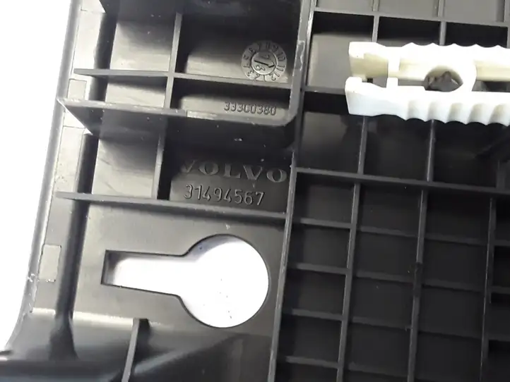 Volvo XC90 (2014 - 2019)  31494567 Крышка ящика предохранителей