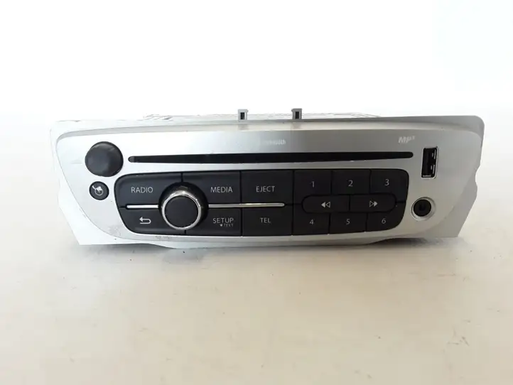 Renault Megane III (2009 - 2016)   Радио/ проигрыватель CD/DVD / навигация