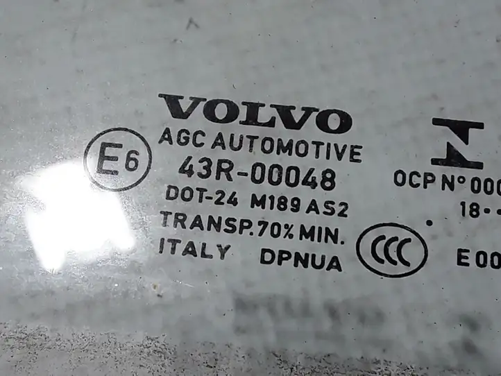 Volvo XC40 (2017 - ) 31442378 Стекло задней двери — фото 3