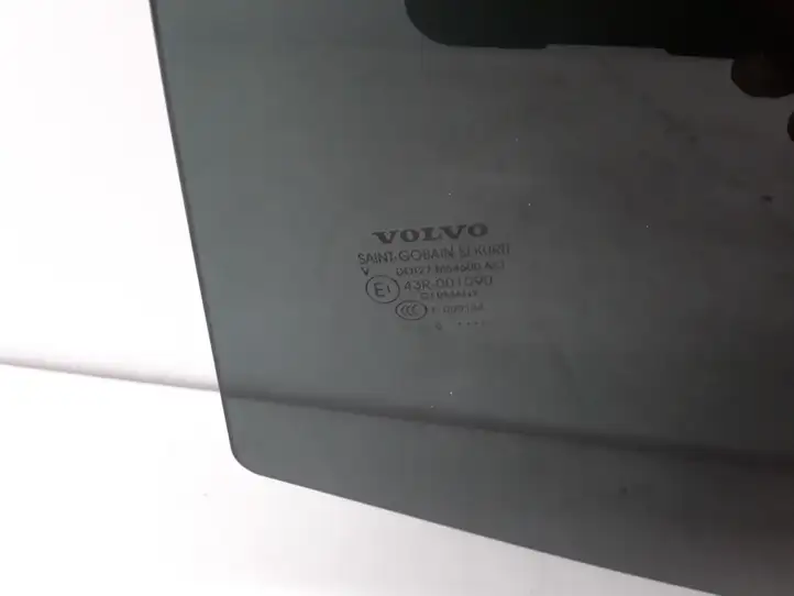 Volvo XC60 (2013 - 2017) Стекло задней двери — фото 3