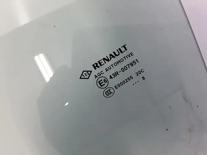 Renault Megane IV (2016 - ) 823011776R Стекло задней двери — фото 2
