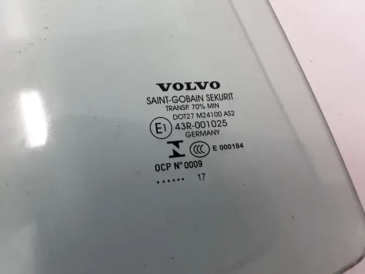 Volvo V60 (2013 - 2018) 31385421 Стекло задней двери — фото 3