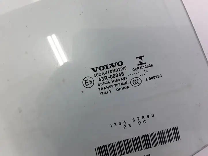Volvo XC40 (2017 - ) 31442378 Стекло задней двери — фото 3