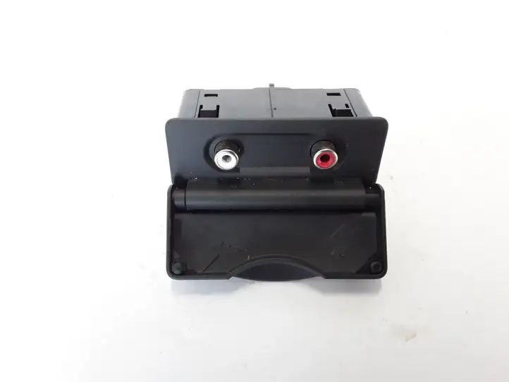 Renault Megane III (2009 - 2016)   Радио/ проигрыватель CD/DVD / навигация