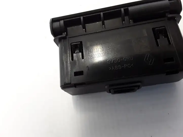 Renault Megane III (2009 - 2016)   Радио/ проигрыватель CD/DVD / навигация