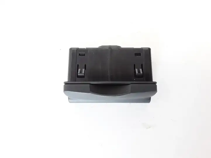 Renault Megane III (2009 - 2016)   Радио/ проигрыватель CD/DVD / навигация