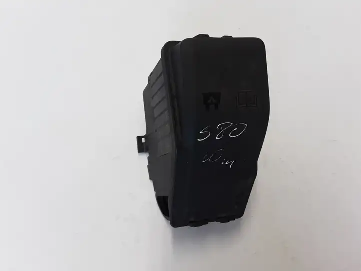 Volvo S80 (2006 - 2009)  6G9T14A076MB Блок предохранителей