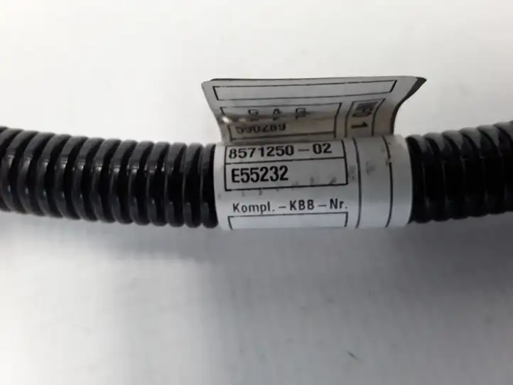 BMW 3 F30 F35 F31 (2012 - 2018) 8571250 Плюсовой провод аккумулятора — фото 2
