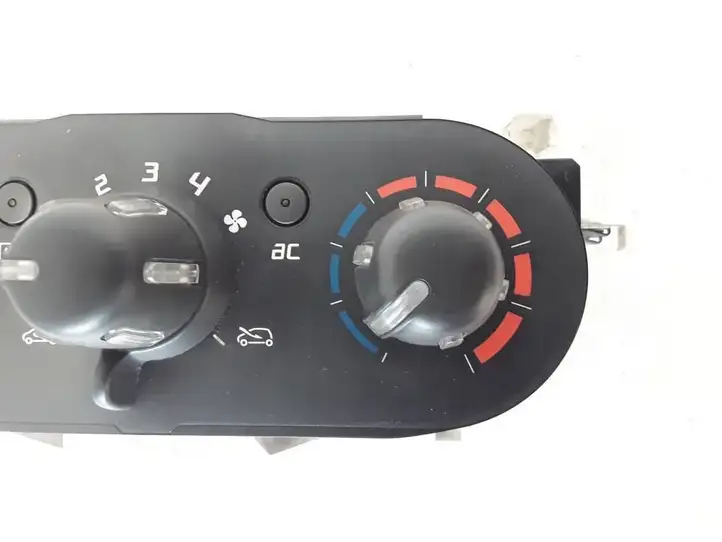Renault Wind (2010 - 2013) 7701067954 Блок управления кондиционером — фото 3