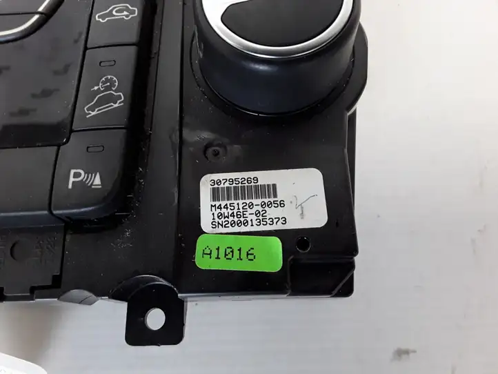 Volvo XC60 (2008 - 2013)   Блок управления кондиционером