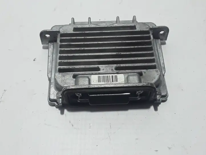 Volvo S60 (2013 - 2018)  89089352 Блок управления Xenon