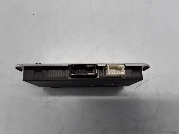 BMW 5 F10 F11 (2009 - 2016)  61359251976901 Другие блоки управления / модули