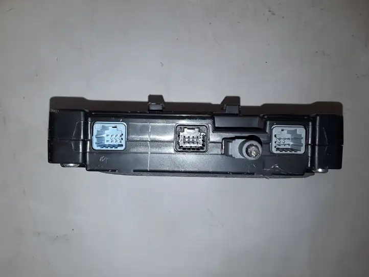 Renault Megane III (2009 - 2016)  280240001R Другие блоки управления / модули