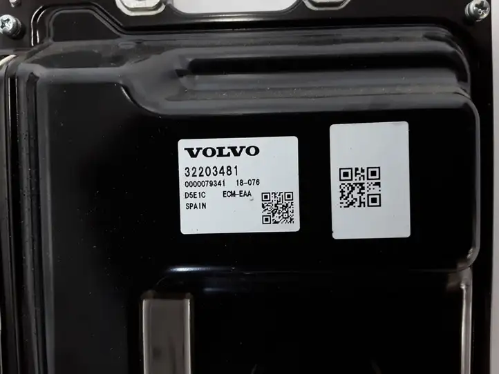 Volvo XC40 (2017 - ) 32203481 Блок управления двигателем (ЭБУ) — фото 2