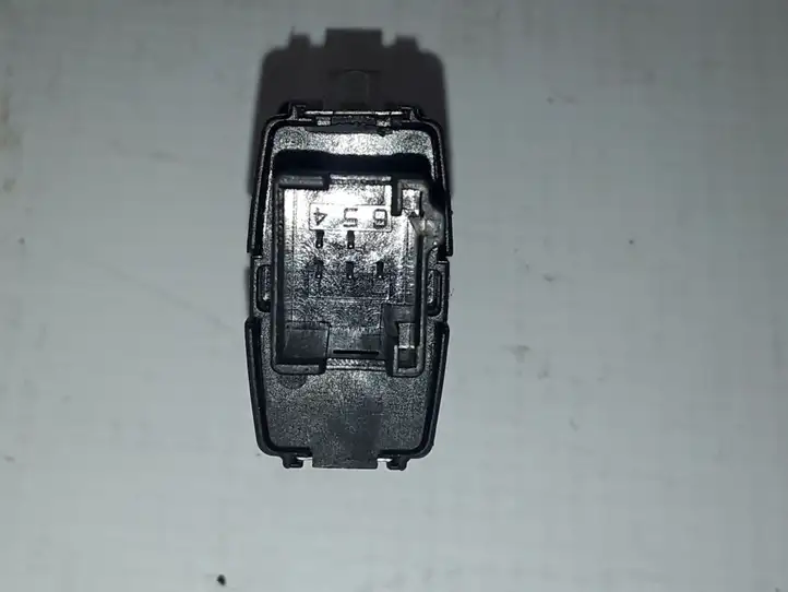 BMW 3 F30 F35 F31 (2012 - 2018) 9231786 Включатель аварийных фонарей — фото 5