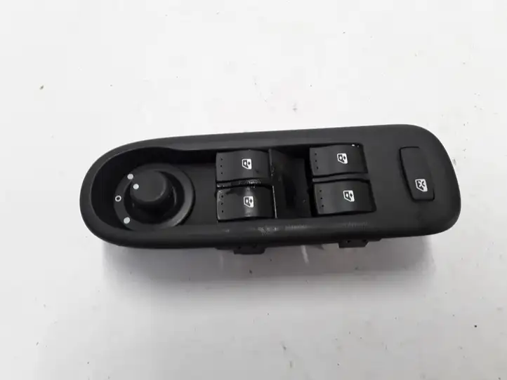 Renault Kangoo II (2008 - 2014) 8200548970 Кнопка стеклоподъемников — фото 3