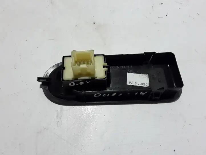Dacia Duster (2010 - 2017) 809601386R Кнопка стеклоподъемников — фото 2