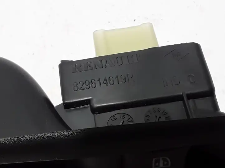 Renault Captur (2013 - 2020) 829614619R Кнопка стеклоподъемников — фото 4