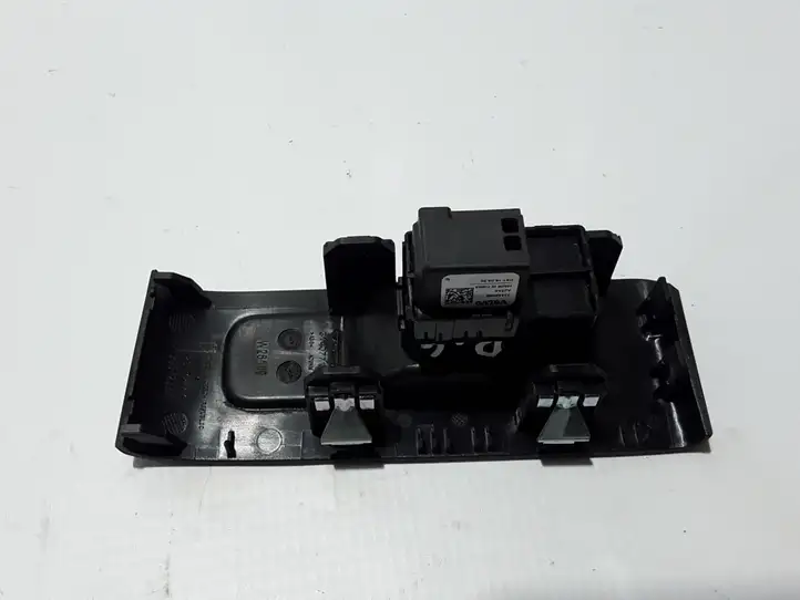 Volvo XC40 (2017 - ) 31407718 Кнопка стеклоподъемников — фото 2